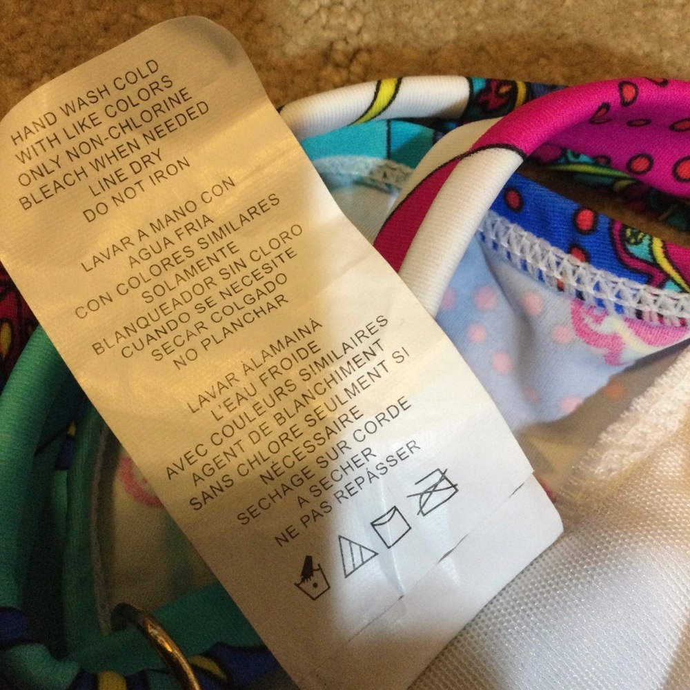 Island Escape NWT Underwire Tankini Swim Top, 22W - Picture 9 of 9